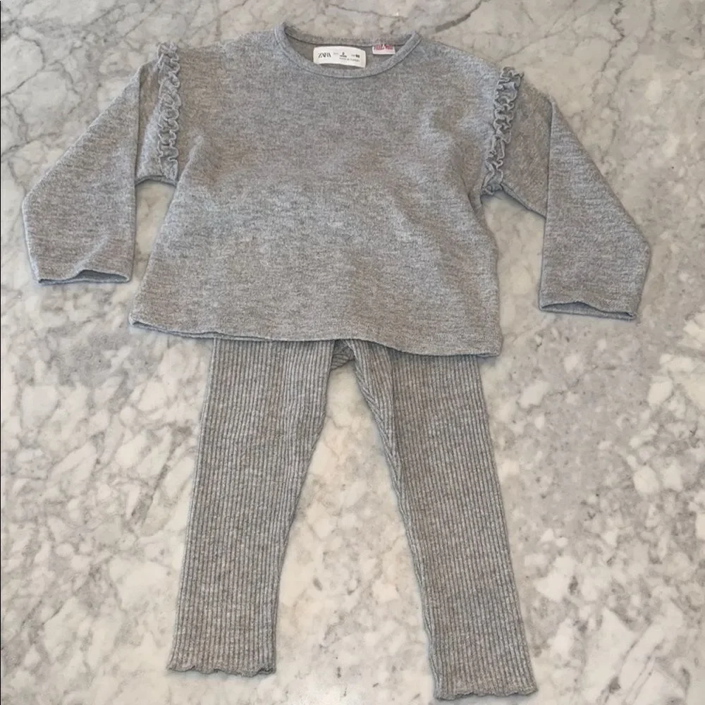 ZARA Gray Knit Sweater and Leggings Set 2Y